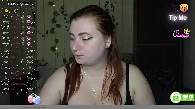 Snapshot of Alicia_love00 chatting on 06-04-26, 05:23 Alicia love00 online show from 06-04-26, 05:23