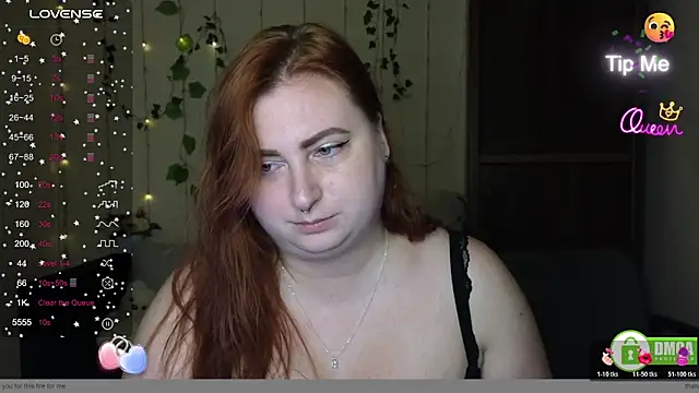 Snapshot of Alicia_love00 chatting on 06-09-26, 05:30 Alicia love00 online show from 06-09-26, 05:30