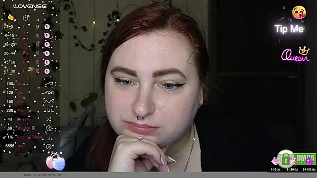 Snapshot of Alicia_love00 chatting on 04-19-26, 05:30 Alicia love00 online show from 04-19-26, 05:30