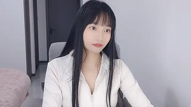 Snapshot of Lisa-3333 chatting on 12-18-25, 01:37 Lisa-3333 online show from 12-18-25, 01:37