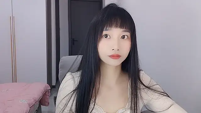 Snapshot of Lisa-3333 chatting on 01-06-26, 01:48 Lisa-3333 online show from 01-06-26, 01:48