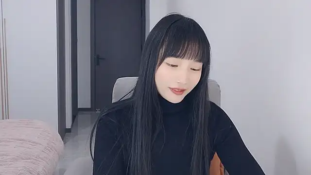 Snapshot of Lisa-3333 chatting on 12-05-25, 03:21 Lisa-3333 online show from 12-05-25, 03:21