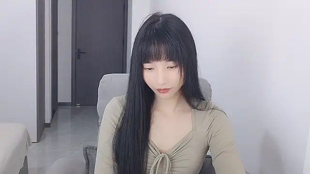 Snapshot of Lisa-3333 chatting on 09-25-25, 02:12 Lisa-3333 online show from 09-25-25, 02:12