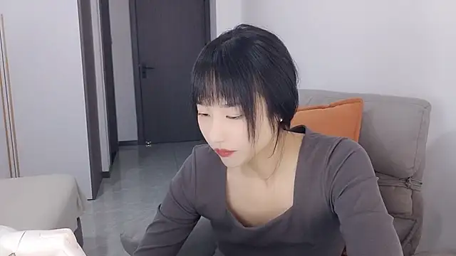 Snapshot of Lisa-3333 chatting on 11-12-25, 01:48 Lisa-3333 online show from 11-12-25, 01:48