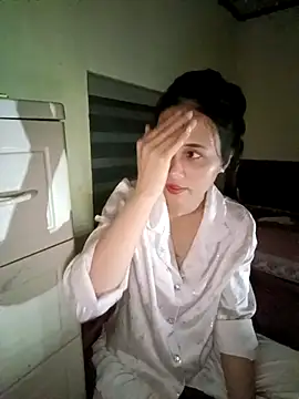 Snapshot of Jun-Mzzz chatting on 09-27-25, 03:29 Jun-Mzzz online show from 09-27-25, 03:29