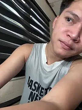 Helleron online show from 04-22-26, 09:27