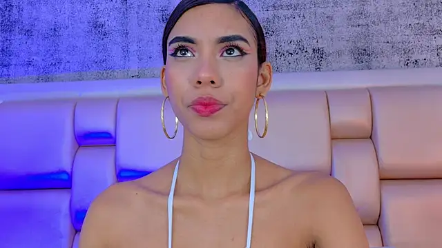 BellaHarper1 online show from 10-04-25, 01:01
