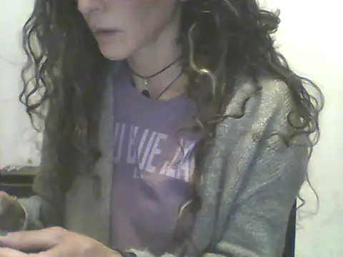 Snapshot of Bebita-zmp chatting on 05-23-26, 10:31 Bebita-zmp online show from 05-23-26, 10:31