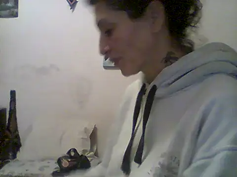 Snapshot of Bebita-zmp chatting on 06-28-26, 03:46 Bebita-zmp online show from 06-28-26, 03:46