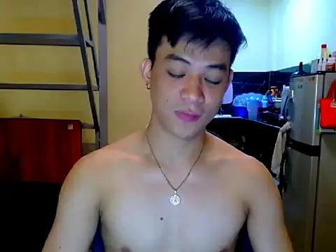 Snapshot of ASIANFULLYLOADEDCUM chatting on 05-19-26, 01:32 ASIANFULLYLOADEDCUM online show from 05-19-26, 01:32