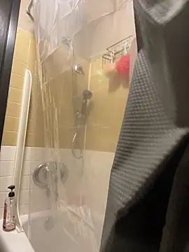 PuttieIn online show from 04-17-26, 11:46