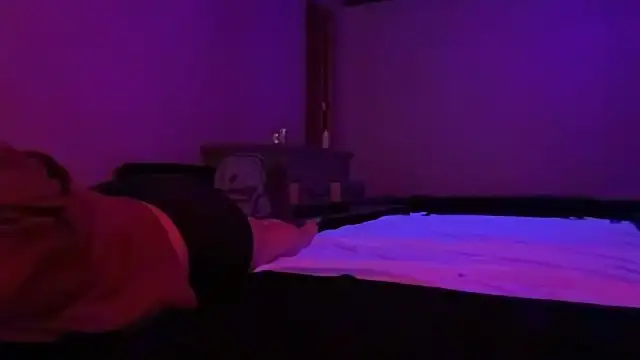 PuttieIn online show from 04-15-26, 03:23