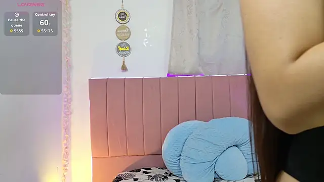 sukilove18 online show from 11-12-25, 12:04