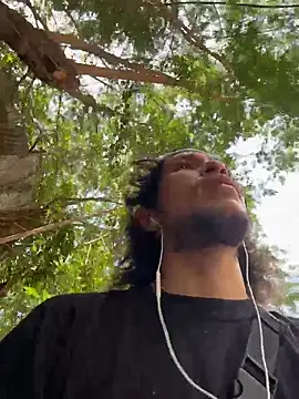 Luxx 14 online show from 04-18-26, 03:58