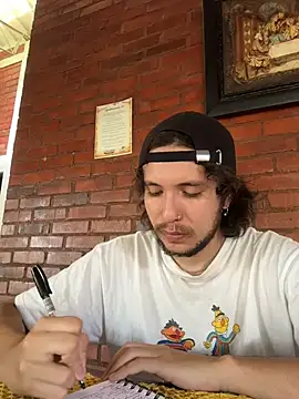 Snapshot of Luxx_14 chatting on 02-24-26, 03:02 Luxx 14 online show from 02-24-26, 03:02