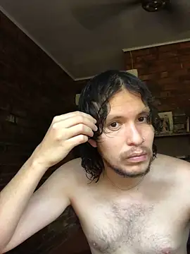 Snapshot of Luxx_14 chatting on 10-25-25, 05:57 Luxx 14 online show from 10-25-25, 05:57