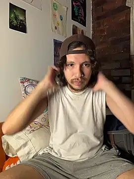 Snapshot of Luxx_14 chatting on 11-04-25, 03:21 Luxx 14 online show from 11-04-25, 03:21