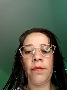 Isabella5 Brown  online show from 01-15-26, 04:10