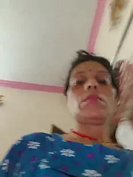 ISHANI-SINGH online show from 09-18-25, 02:36