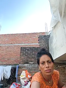 ISHANI-SINGH online show from 10-04-25, 02:13