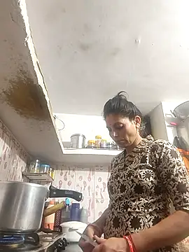 ISHANI-SINGH online show from 02-21-26, 05:04