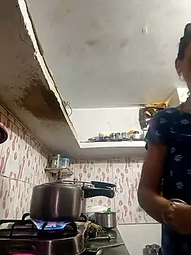 ISHANI-SINGH online show from 05-15-26, 03:26