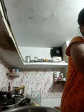 ISHANI-SINGH online show from 04-08-26, 02:51