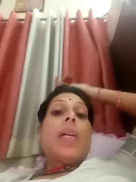 ISHANI-SINGH online show from 04-06-26, 02:18
