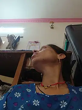 Snapshot of ISHANI-SINGH chatting on 06-07-26, 03:34 ISHANI-SINGH online show from 06-07-26, 03:34