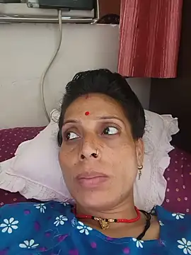 Snapshot of ISHANI-SINGH chatting on 07-02-26, 10:32 ISHANI-SINGH online show from 07-02-26, 10:32