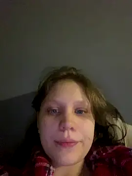 Snapshot of Lunliss chatting on 09-26-25, 09:21 Lunliss online show from 09-26-25, 09:21