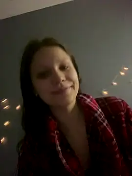 Snapshot of Lunliss chatting on 09-22-25, 07:09 Lunliss online show from 09-22-25, 07:09