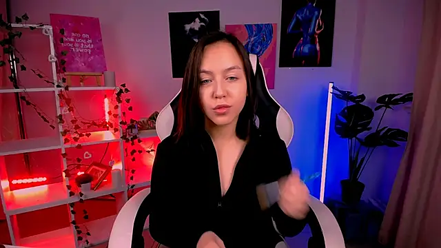 CindySparkl online show from 10-07-25, 03:40