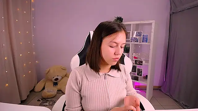 CindySparkl online show from 10-21-25, 03:50