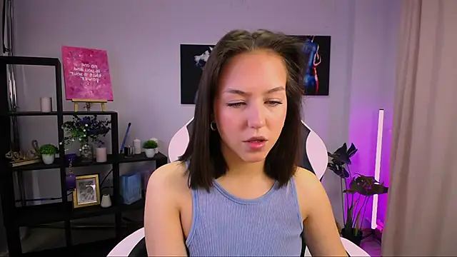 CindySparkl online show from 11-19-25, 04:56