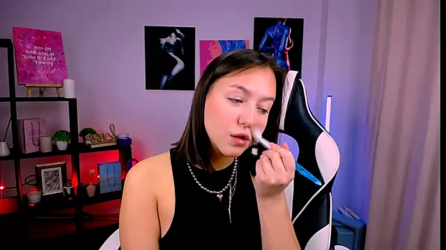 CindySparkl online show from 10-15-25, 04:55