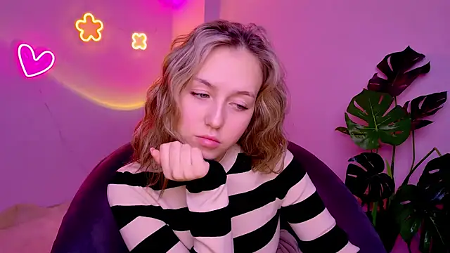 CindySparkl online show from 03-31-26, 03:30