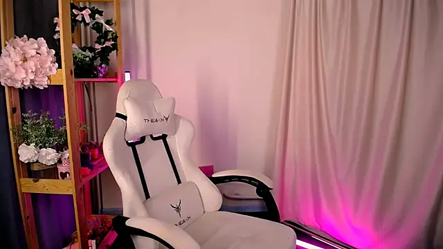 CindySparkl online show from 09-15-25, 02:01