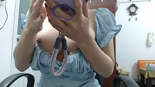 Snapshot of youngmin_09 chatting on 02-28-26, 09:36 youngmin 09 online show from 02-28-26, 09:36