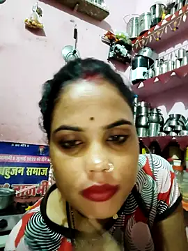 Snapshot of Cut_ragni chatting on 10-15-25, 05:32 Cut ragni online show from 10-15-25, 05:32
