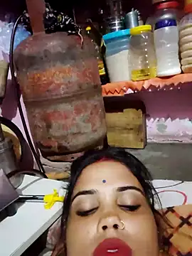 Snapshot of Cut_ragni chatting on 09-24-25, 05:19 Cut ragni online show from 09-24-25, 05:19