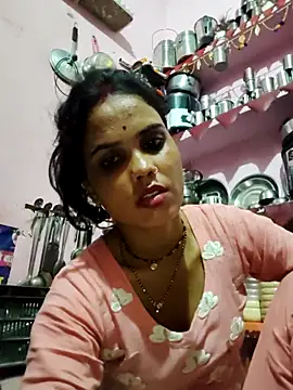 Snapshot of Cut_ragni chatting on 09-21-25, 05:07 Cut ragni online show from 09-21-25, 05:07