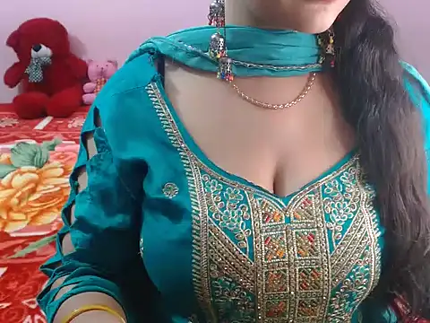 Hot anika  online show from 01-19-26, 04:33