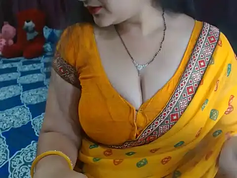 Snapshot of Hot_anika_ chatting on 06-23-26, 12:03 Hot anika online show from 06-23-26, 12:03