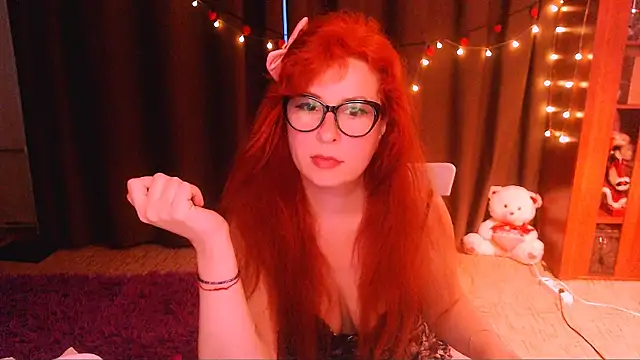 Snapshot of Crystal2207 chatting on 06-16-26, 01:16 Crystal2207 online show from 06-16-26, 01:16