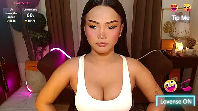 Snapshot of _MaxcineMalkova_ chatting on 01-08-26, 07:09 MaxcineMalkova online show from 01-08-26, 07:09