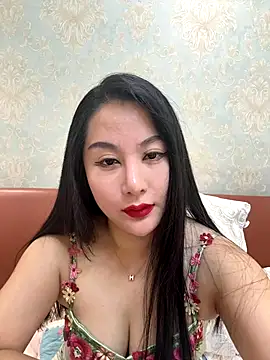 Snapshot of Candice888 chatting on 10-18-25, 10:28 Candice888 online show from 10-18-25, 10:28