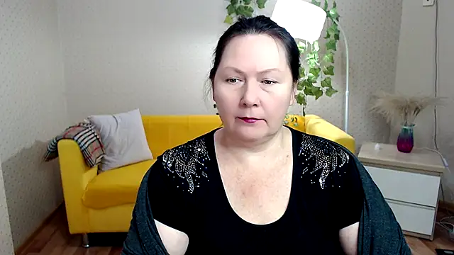 milf hornys online show from 11-17-25, 04:00