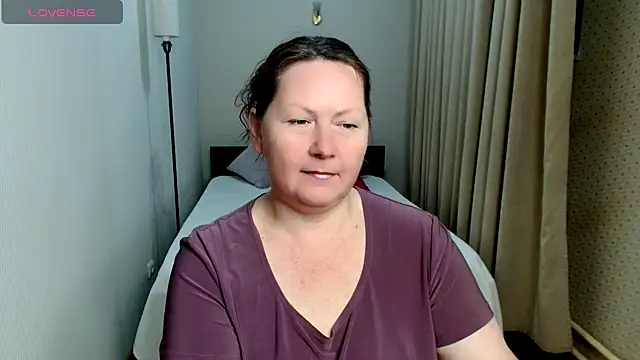 milf hornys online show from 09-08-25, 05:12