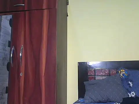 mickle james online show from 10-24-25, 02:49